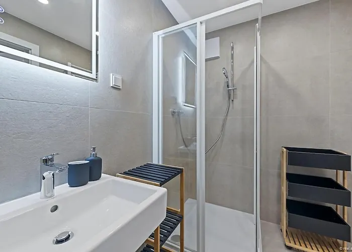 Nuell Residences 37 - Bright Attic With Ac Appartement *